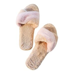 L*SPACE Cloud Slippers Size M/L